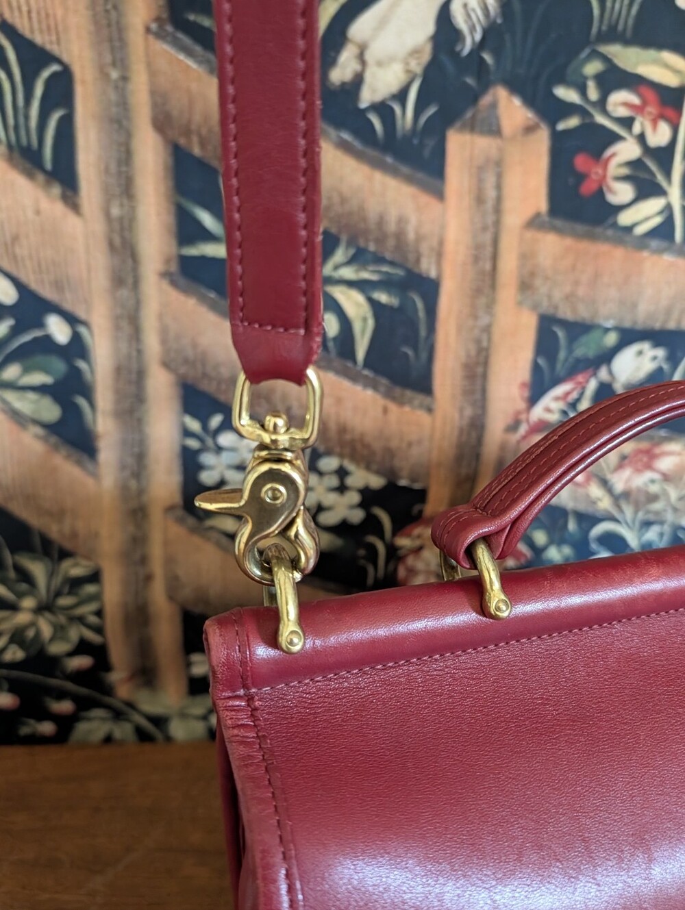 Vintage Coach Willis Bag Red Leather Brass Hardware Crossbody 9927 - Picture 7 of 16